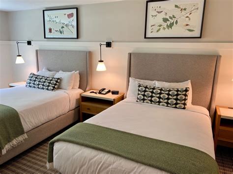 deluxe double room means